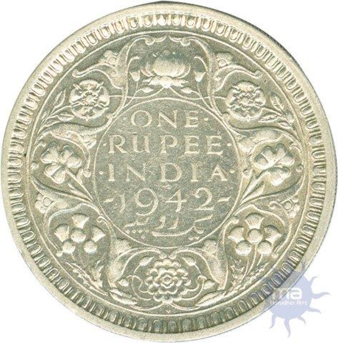 Silver One Rupee Coin of King George VI of Bombay Mint of 1942.